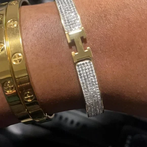 Sineed by Neiman Marcus Luxury H Design Gold Plated Bracelet - Picture 4 of 5